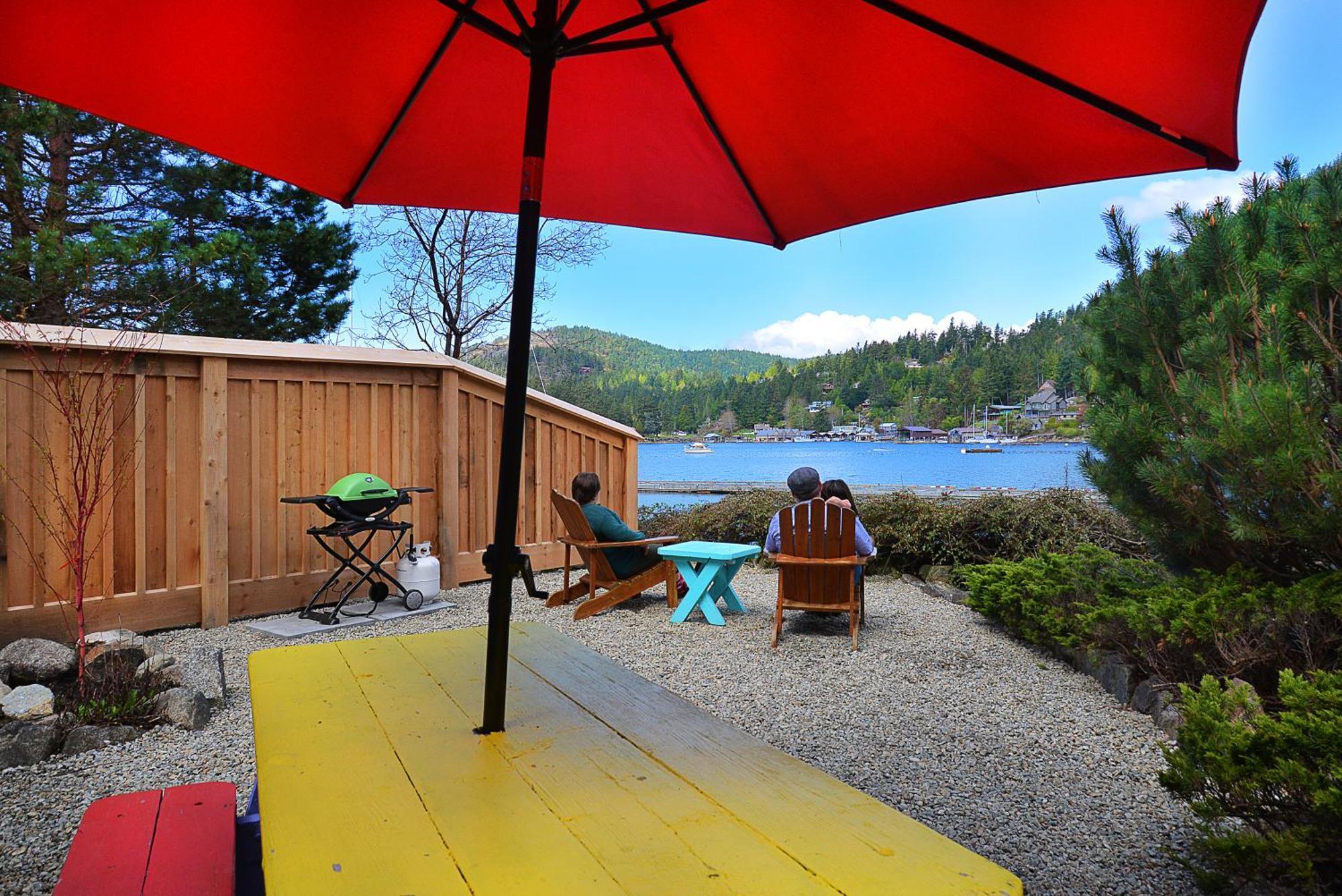 John Henry'S Marina And Resort Garden Bay Exterior photo
